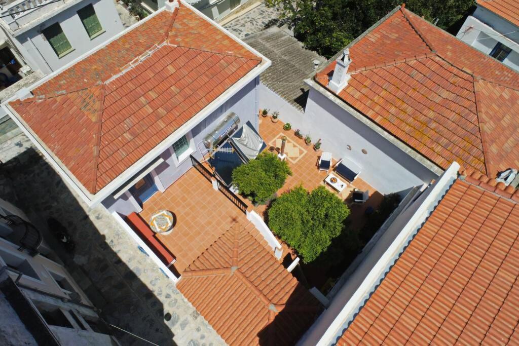 Philoxenia Guest House สโกเปลอสทาวน์ ภายนอก รูปภาพ